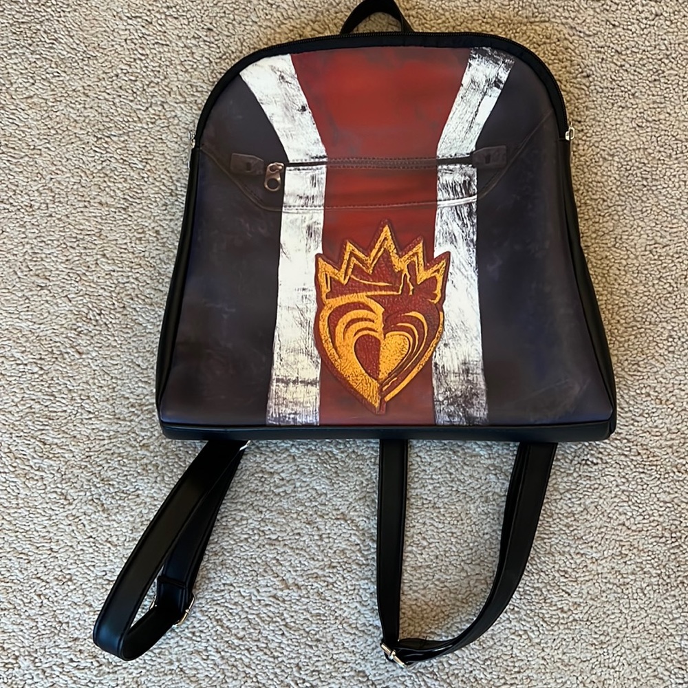 Descendent backpack! Evie
